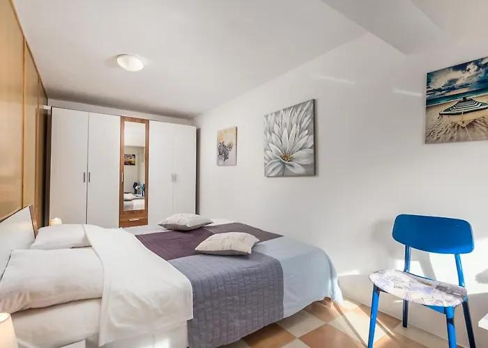 5575c Apartment